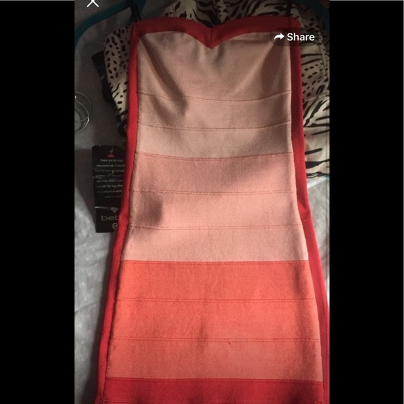 Dresses - Picture 8 of 8